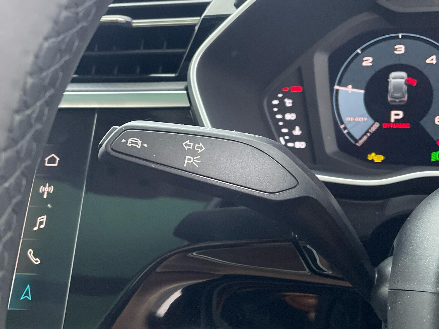 Used Audi Q3 for sale - 77671875: Photo 26