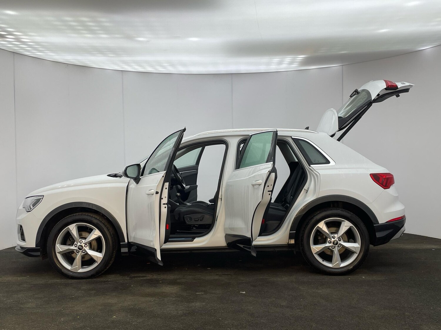 Used Audi Q3 for sale - 77671875: Photo 39