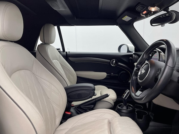 Used MINI Convertible 2022 for sale - 75623243: Photo 19