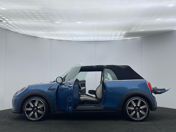 Used MINI Convertible 2022 for sale - 75623243: Photo 45