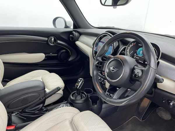 Used MINI Convertible 2022 for sale - 75623243: Photo 5