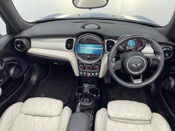 Used MINI Convertible 2022 for sale - 75623243: Photo 7