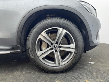 Used Mercedes-Benz GLC 2017 for sale - 77202937: Photo