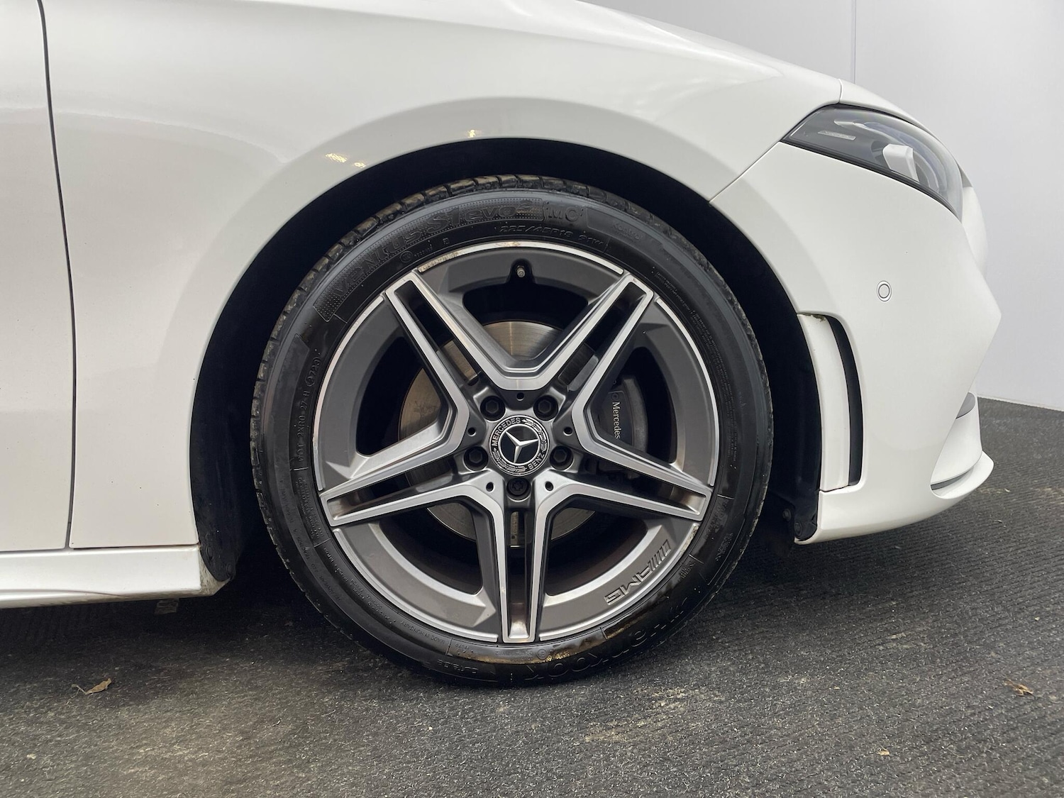 Used Mercedes-Benz A-Class 2019 for sale - 76689062: Photo 4