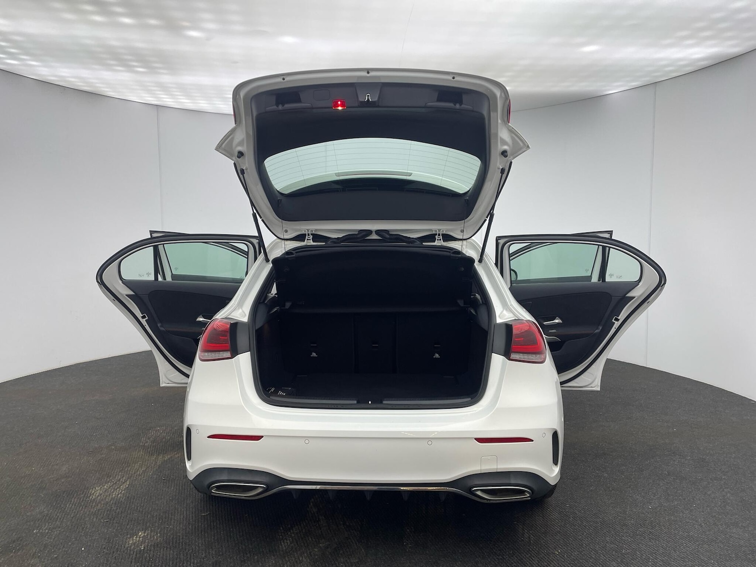 Used Mercedes-Benz A-Class 2019 for sale - 76689062: Photo 41