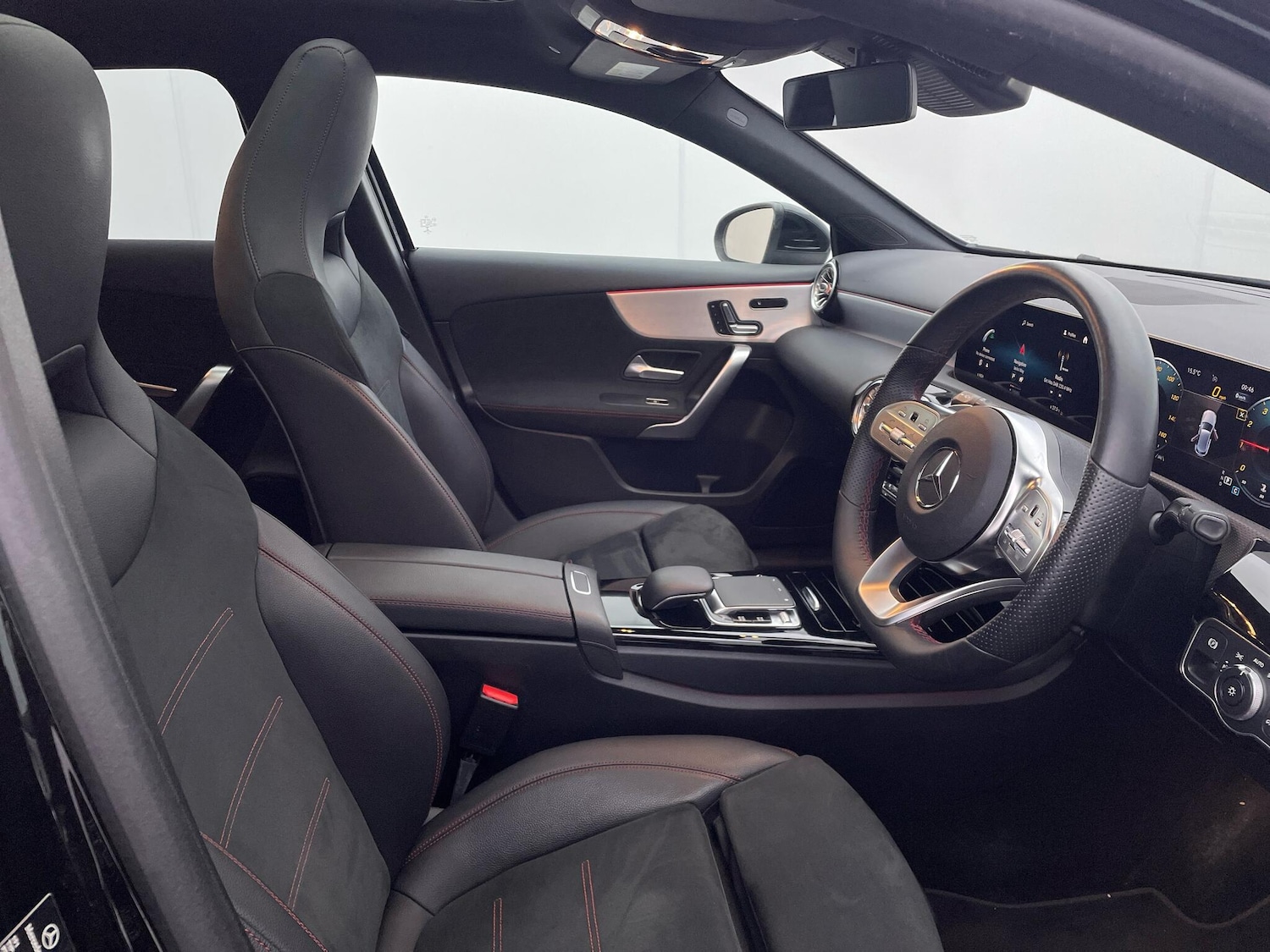 Used Mercedes-Benz A-Class 2019 for sale - 75965699: Photo 30