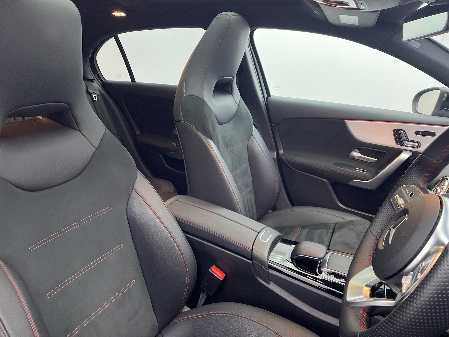 Used Mercedes-Benz A-Class 2019 for sale - 75965699: Photo 31