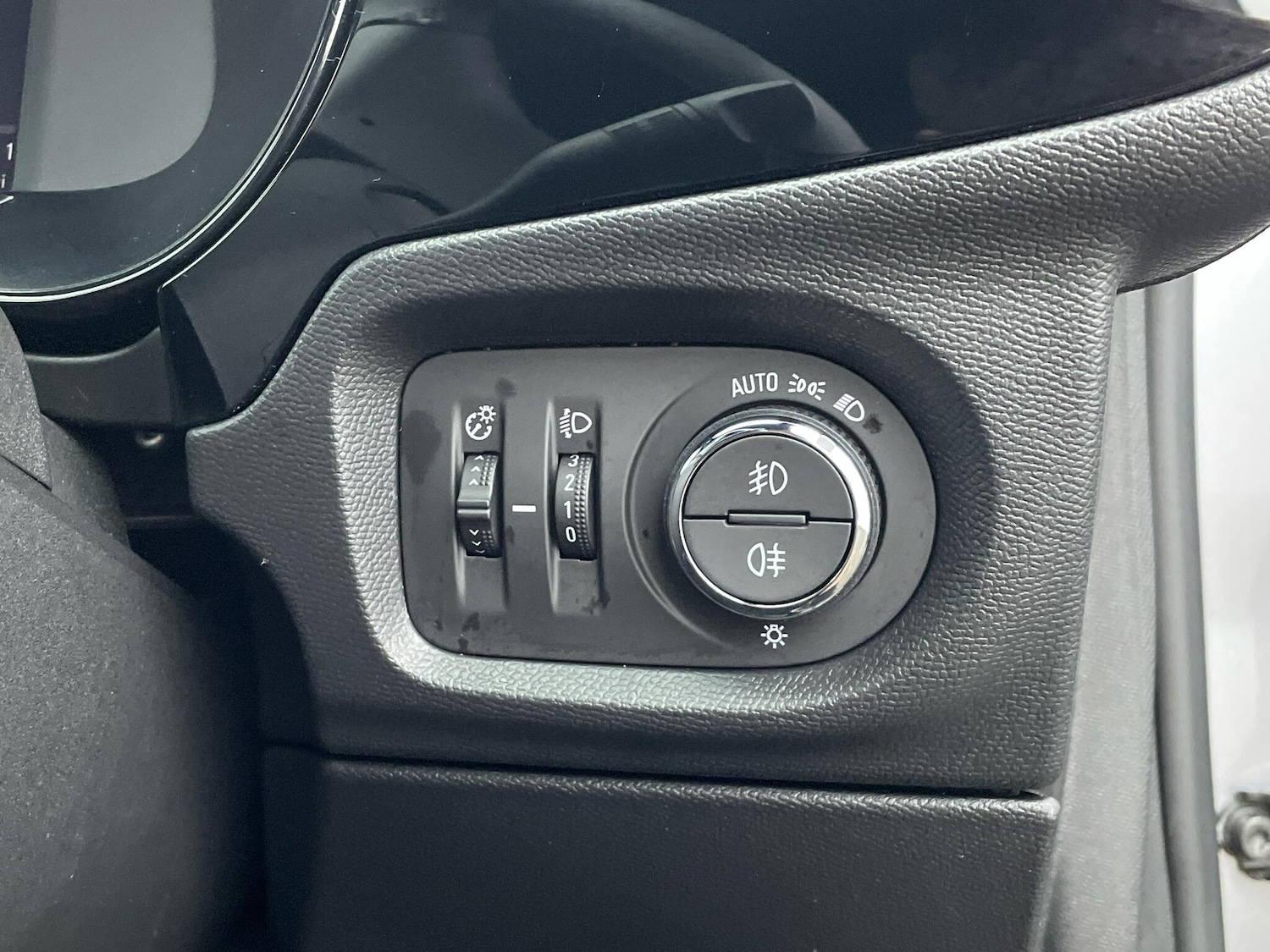 Used Vauxhall Corsa for sale - 77753636: Photo 25