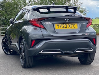 Used Toyota C-HR 2023 for sale - 78621272: Photo