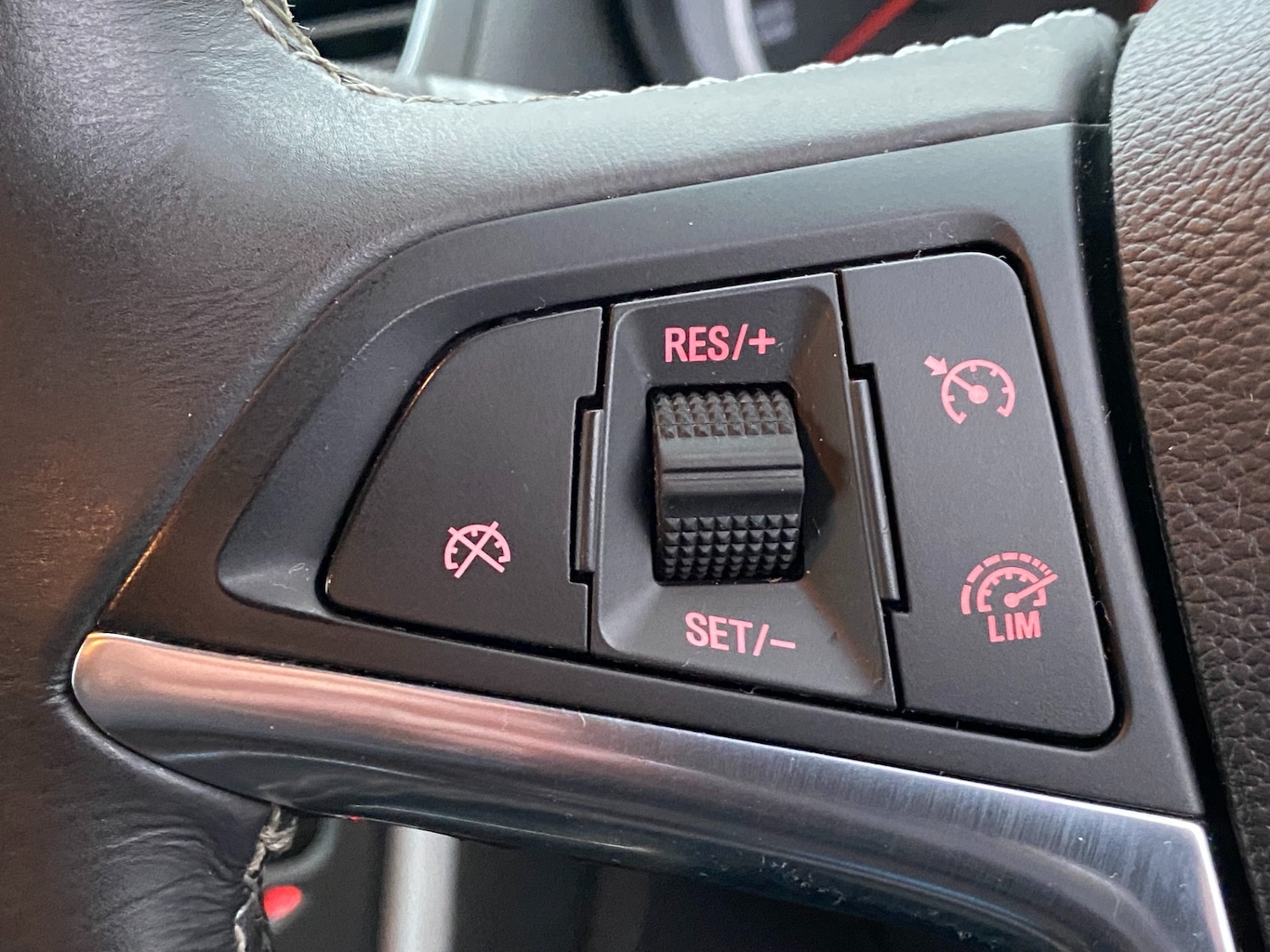 Used Vauxhall Mokka 2014 for sale - 77036596: Photo 22