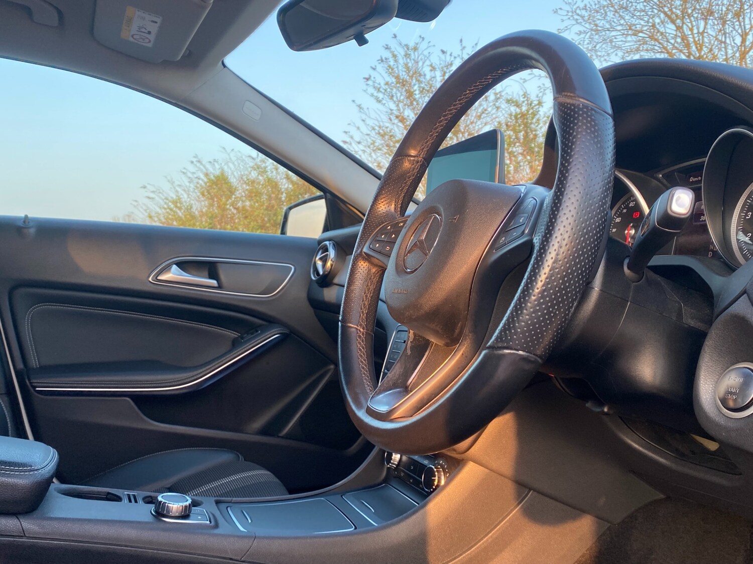 Used Mercedes-Benz GLA 2019 for sale - 77977317: Photo 35