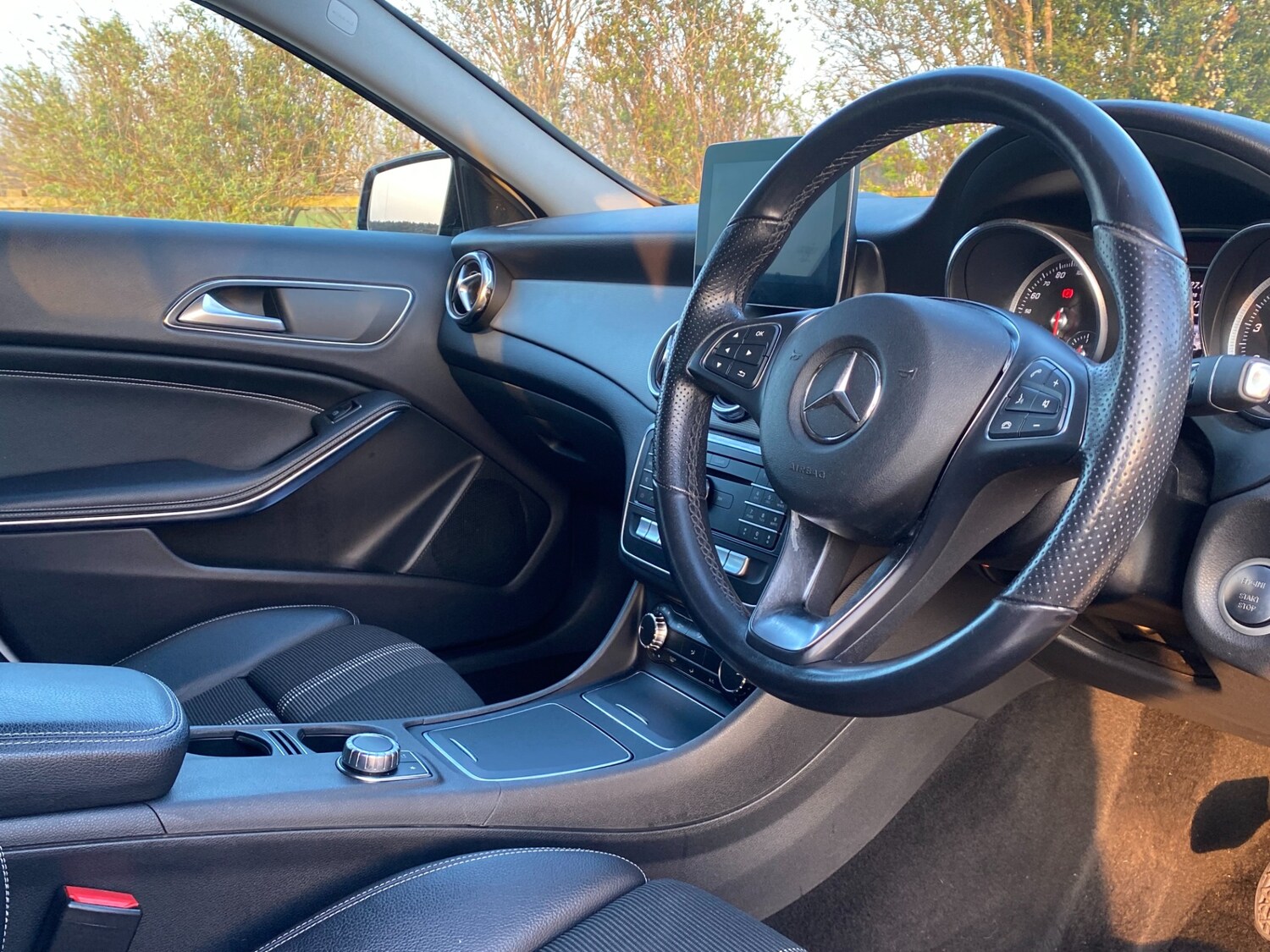 Used Mercedes-Benz GLA 2019 for sale - 77977317: Photo 4