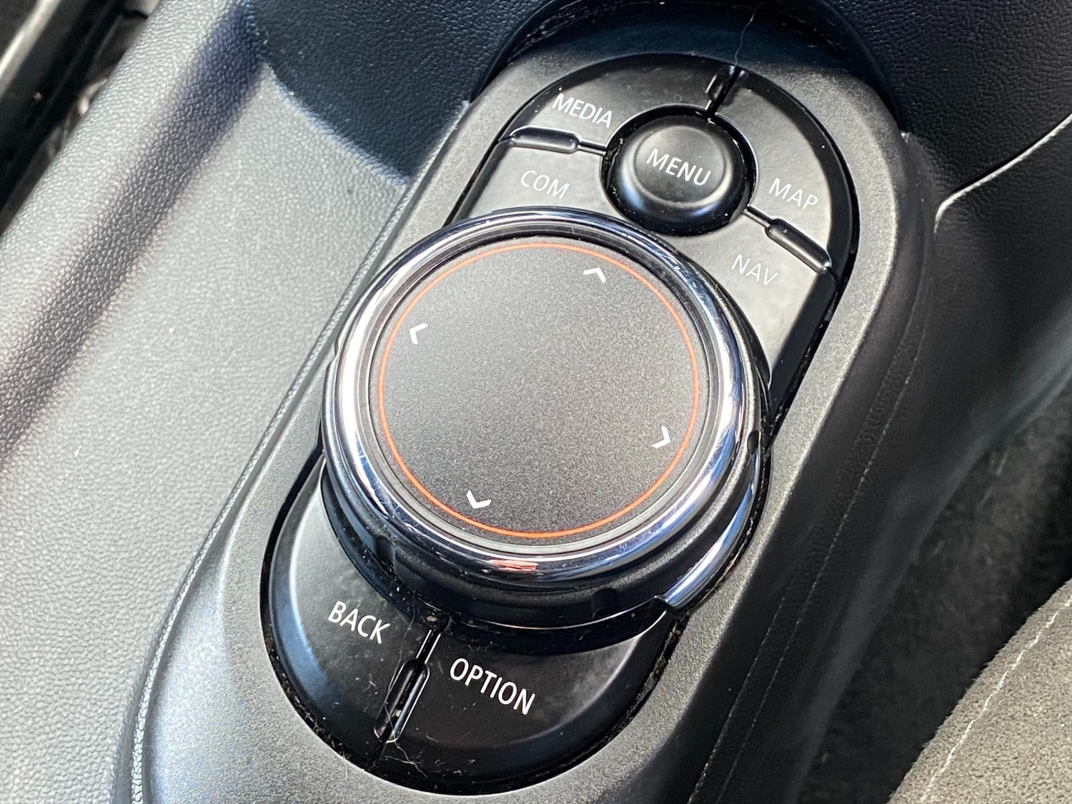 Used MINI Convertible 2018 for sale - 76358372: Photo 13