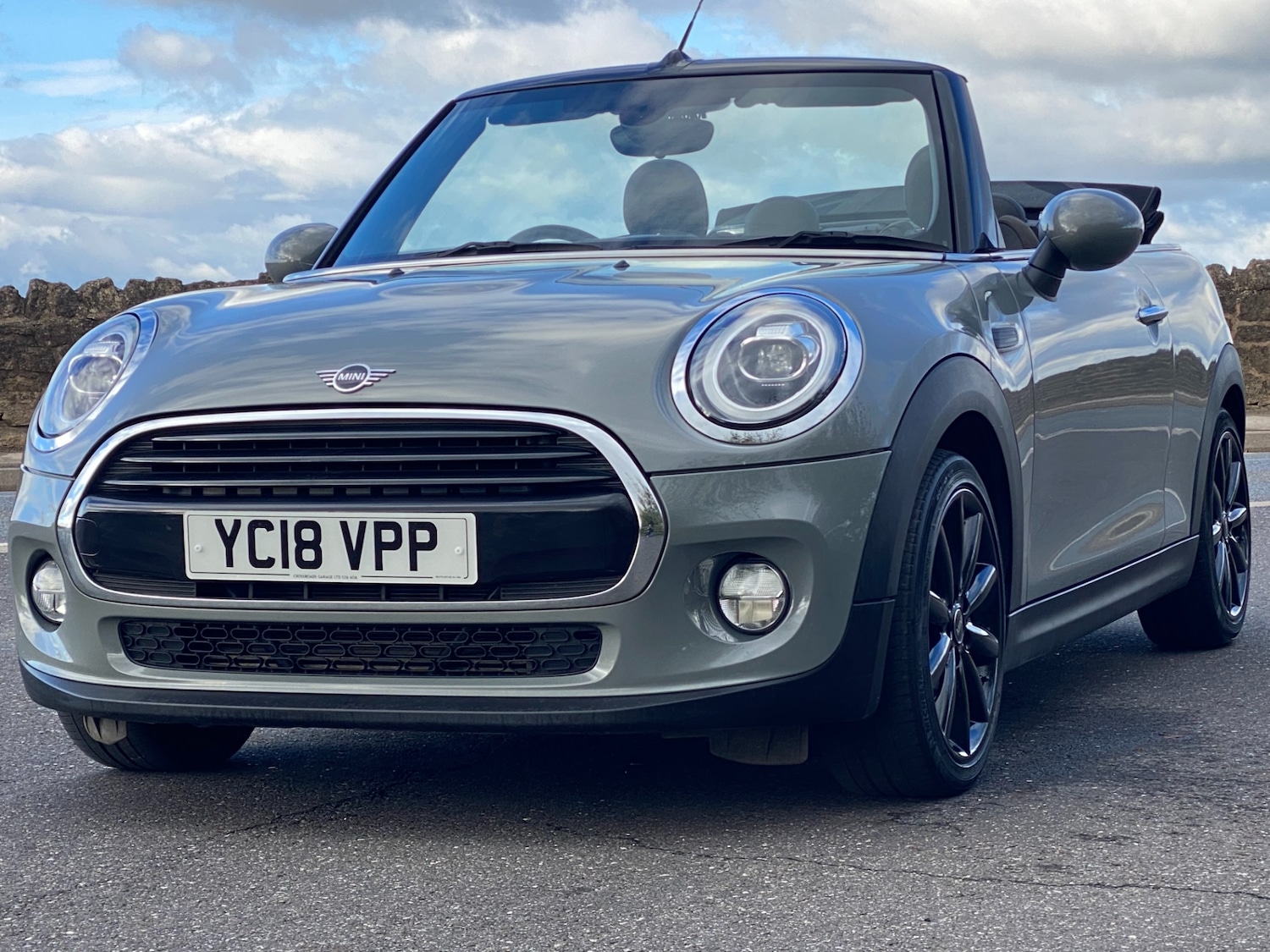 Used MINI Convertible 2018 for sale - 76358372: Photo 16