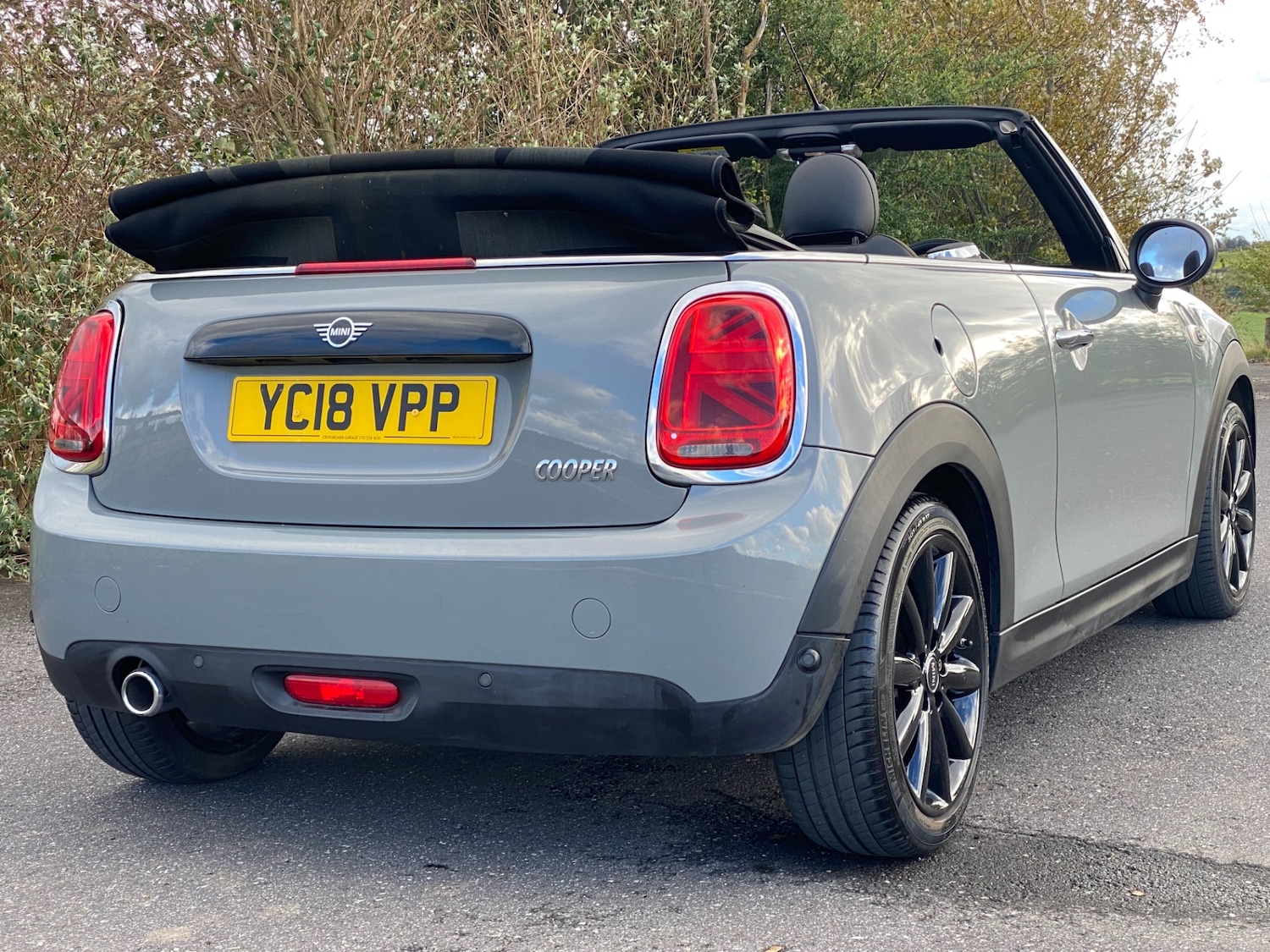 Used MINI Convertible 2018 for sale - 76358372: Photo 17