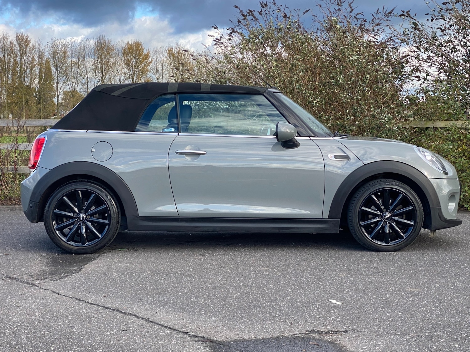 Used MINI Convertible 2018 for sale - 76358372: Photo 18