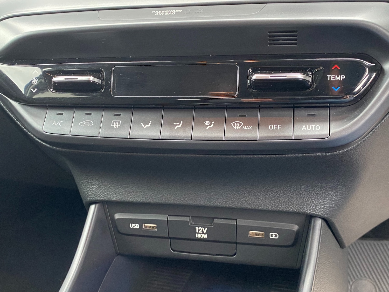 Used Hyundai BAYON 2023 for sale - 76455599: Photo 38