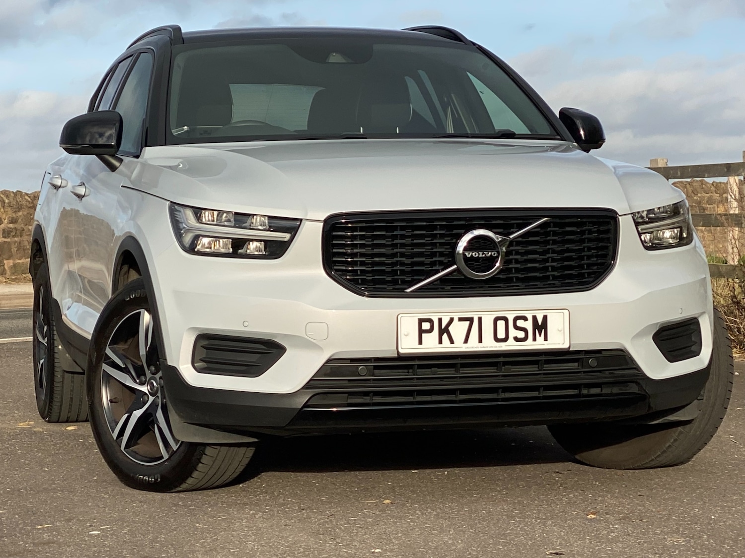 Used Volvo XC40 2021 for sale - 76911514: Photo 1