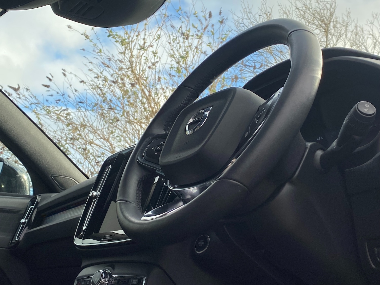 Used Volvo XC40 2021 for sale - 76911514: Photo 31