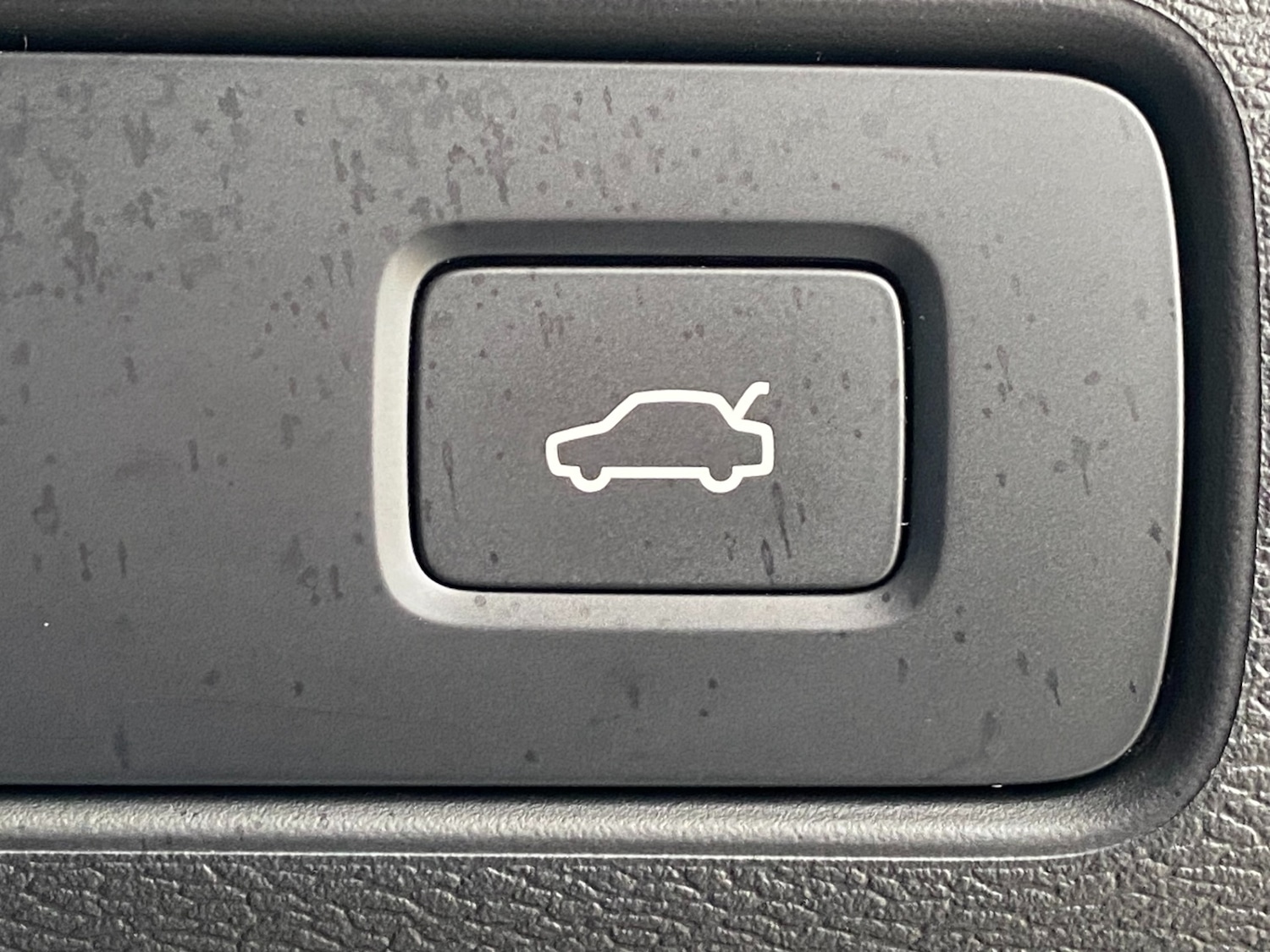 Used Volvo XC40 2021 for sale - 76911514: Photo 33