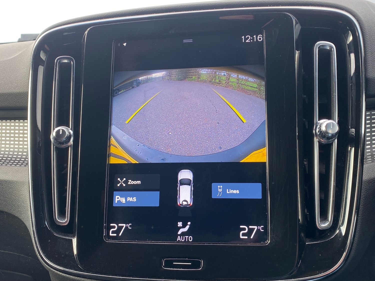 Used Volvo XC40 2021 for sale - 76911514: Photo 7