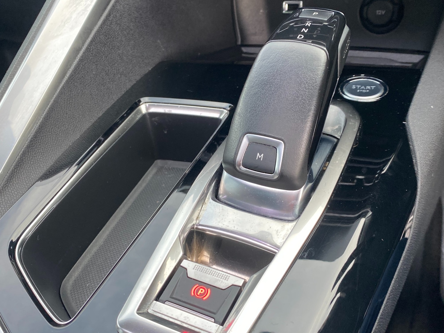 Used Peugeot 3008 2018 for sale - 76935444: Photo 14