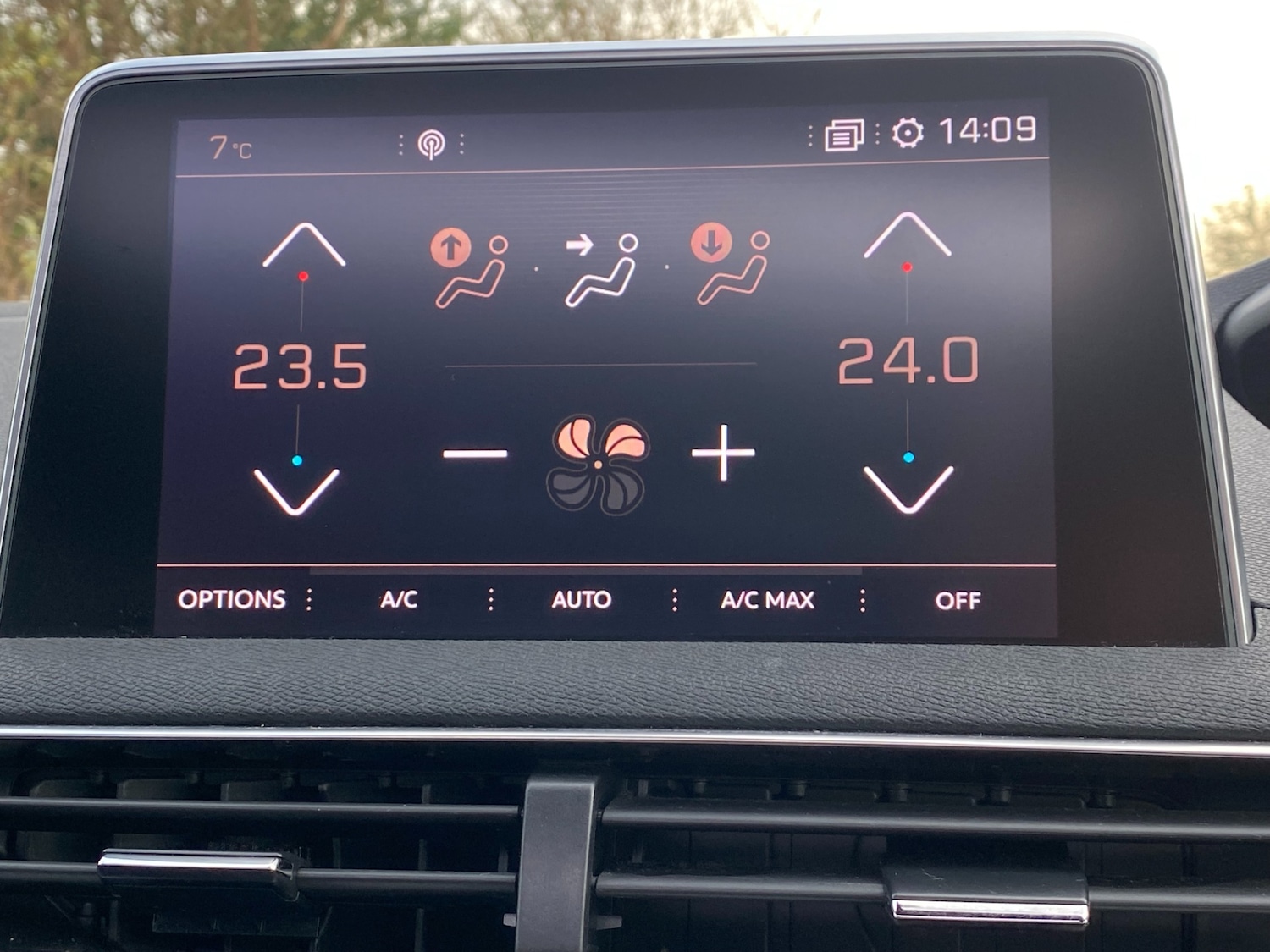 Used Peugeot 3008 2018 for sale - 76935444: Photo 28