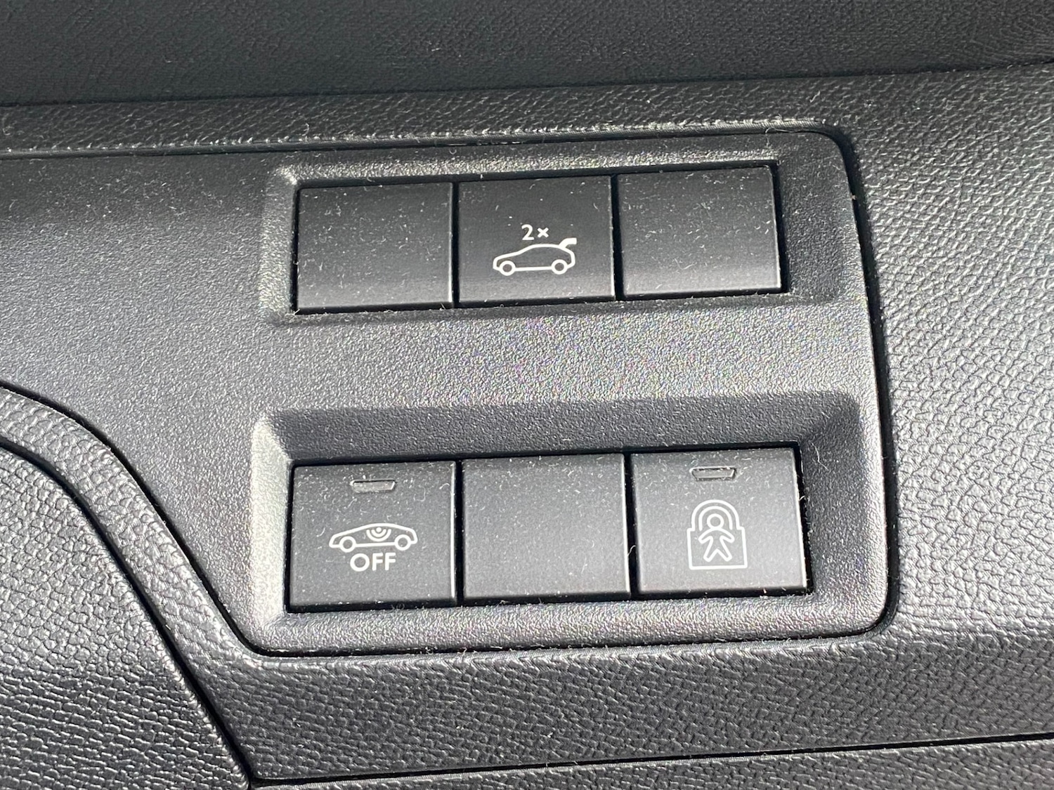 Used Peugeot 3008 2018 for sale - 76935444: Photo 41