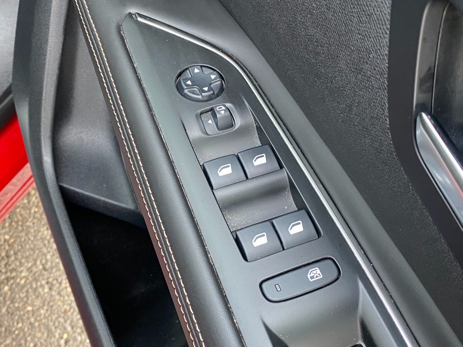 Used Peugeot 3008 2018 for sale - 76935444: Photo 42