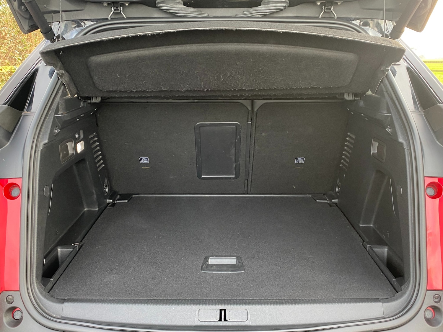 Used Peugeot 3008 2018 for sale - 76935444: Photo 45