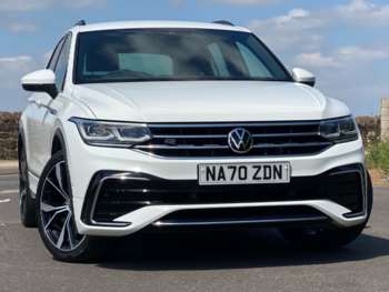 2020 (70) - 1.5 TSI 150 R-Line DSG - Virtual Dash & Apple CarPlay & Heated Seats 5-Door