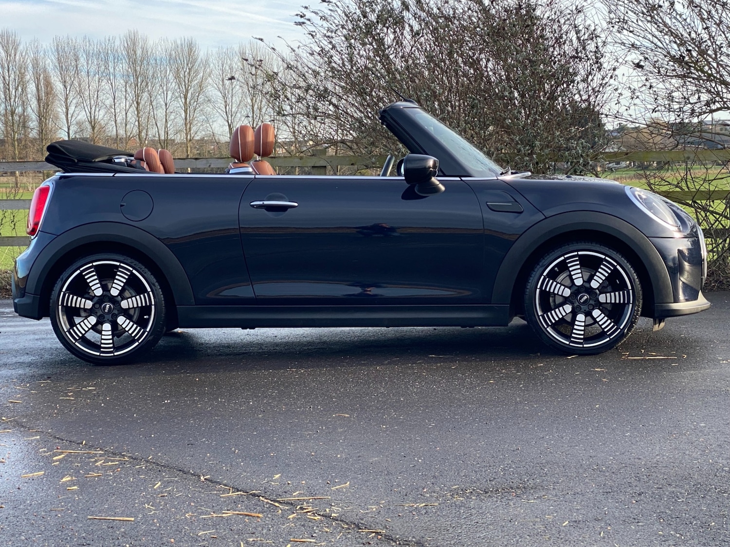 Used MINI Convertible 2022 for sale - 77201489: Photo 21