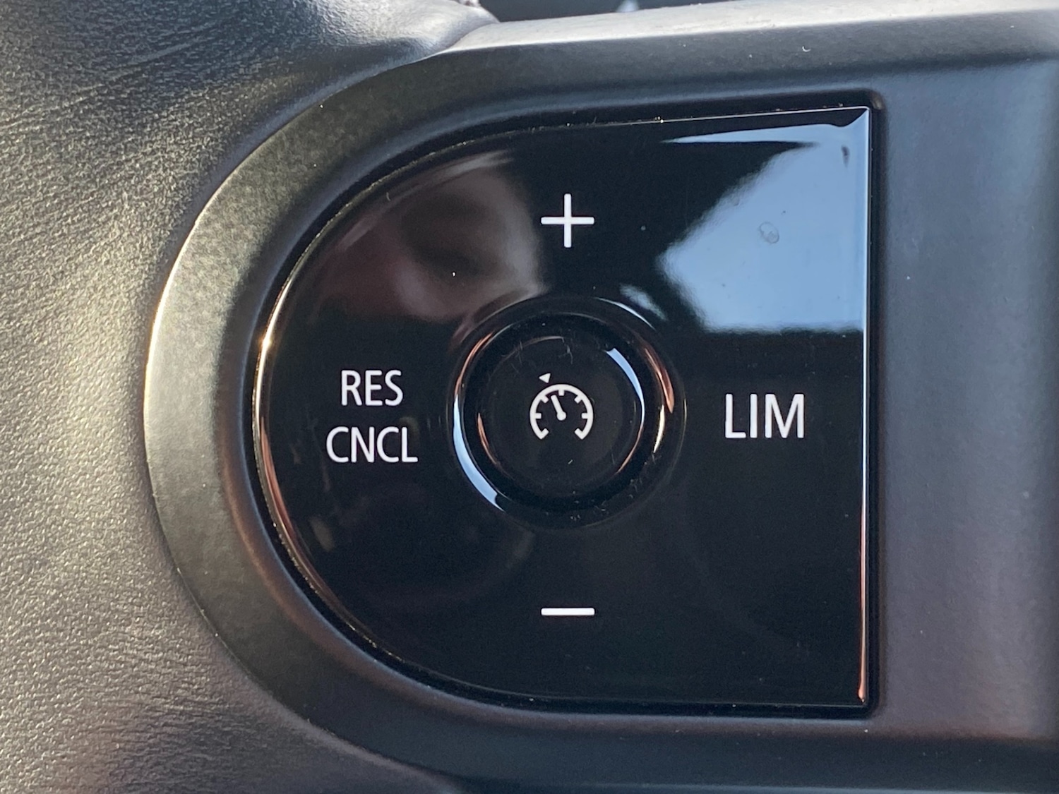 Used MINI Convertible 2022 for sale - 77201489: Photo 32