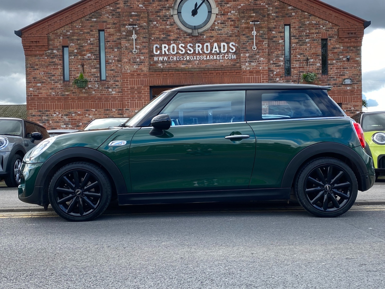 Used MINI Hatch 2017 for sale - 76376966: Photo 2