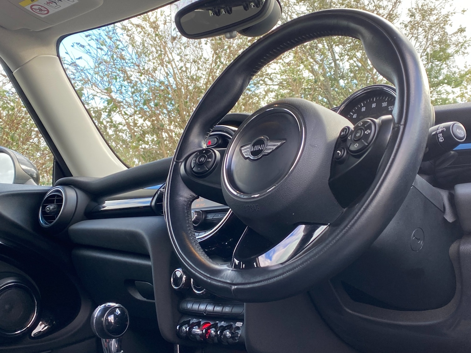 Used MINI Hatch 2017 for sale - 76376966: Photo 32