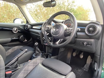 Used MINI Hatch 2017 for sale - 76376966: Photo