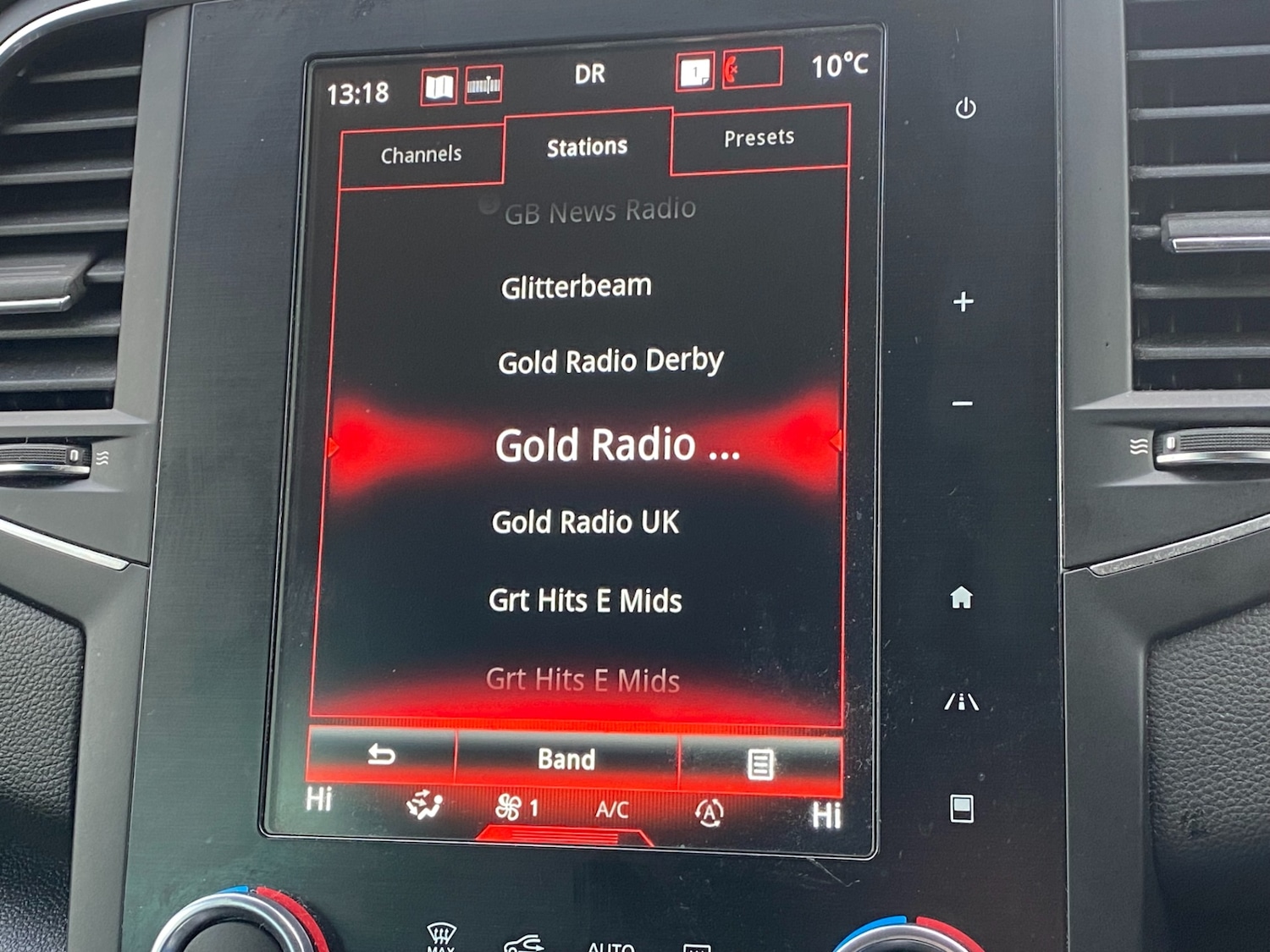 Used Renault Megane 2018 for sale - 76911481: Photo 15