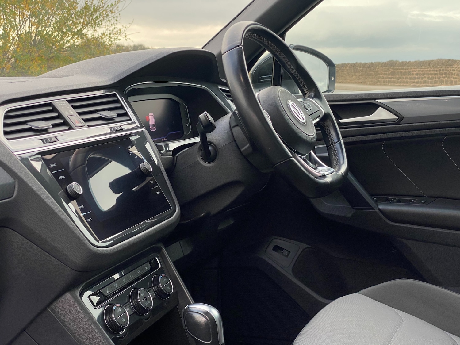 Used Volkswagen Tiguan 2020 for sale - 76470773: Photo 23