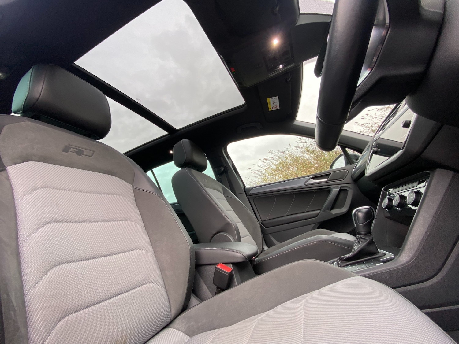 Used Volkswagen Tiguan 2020 for sale - 76470773: Photo 25