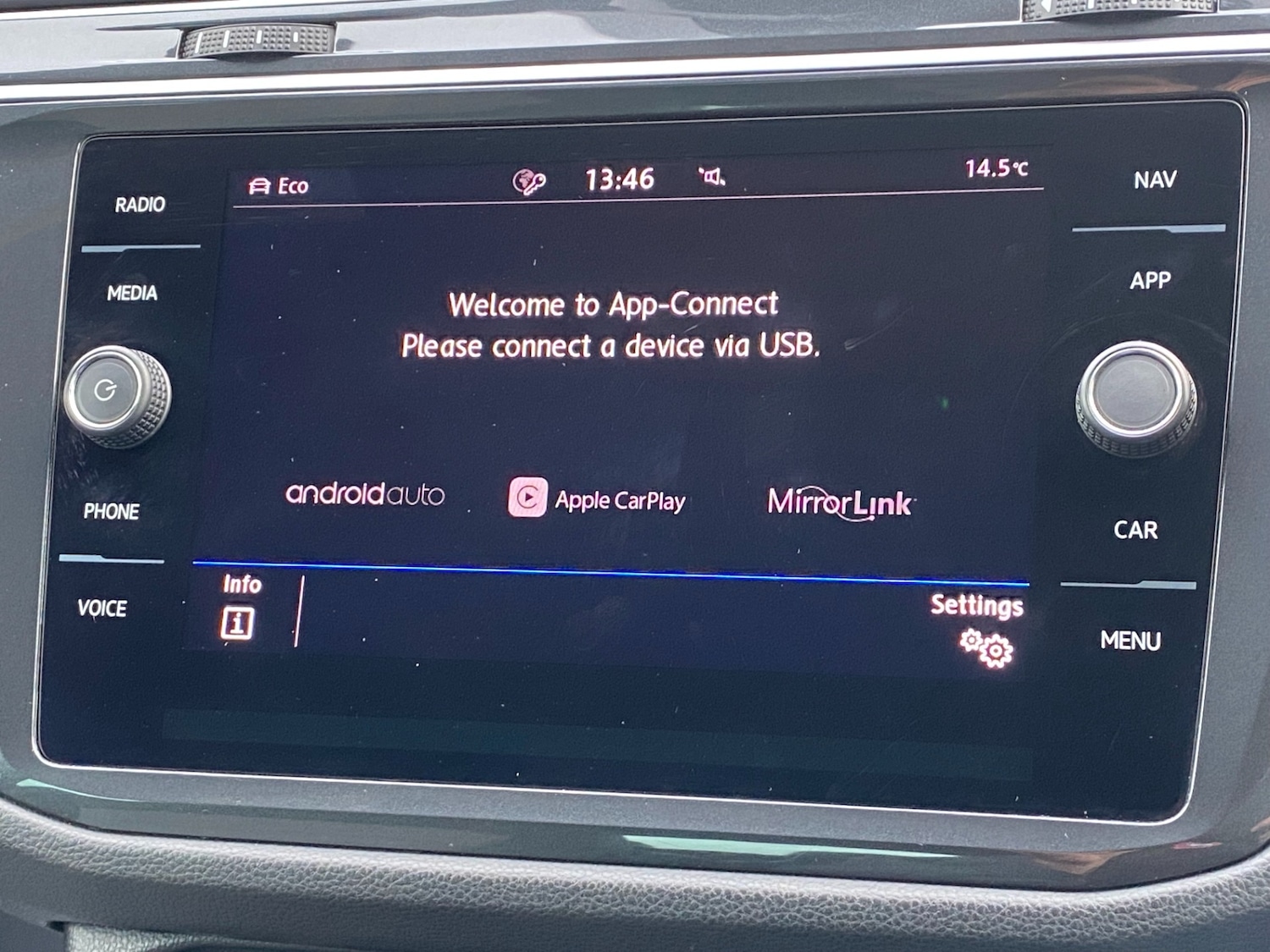 Used Volkswagen Tiguan 2020 for sale - 76470773: Photo 29