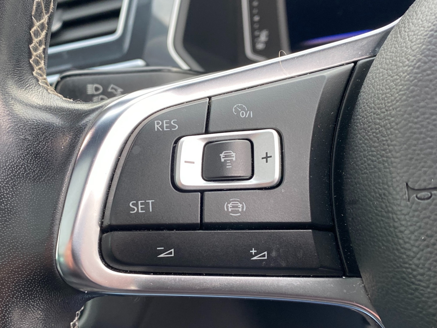 Used Volkswagen Tiguan 2020 for sale - 76470773: Photo 33