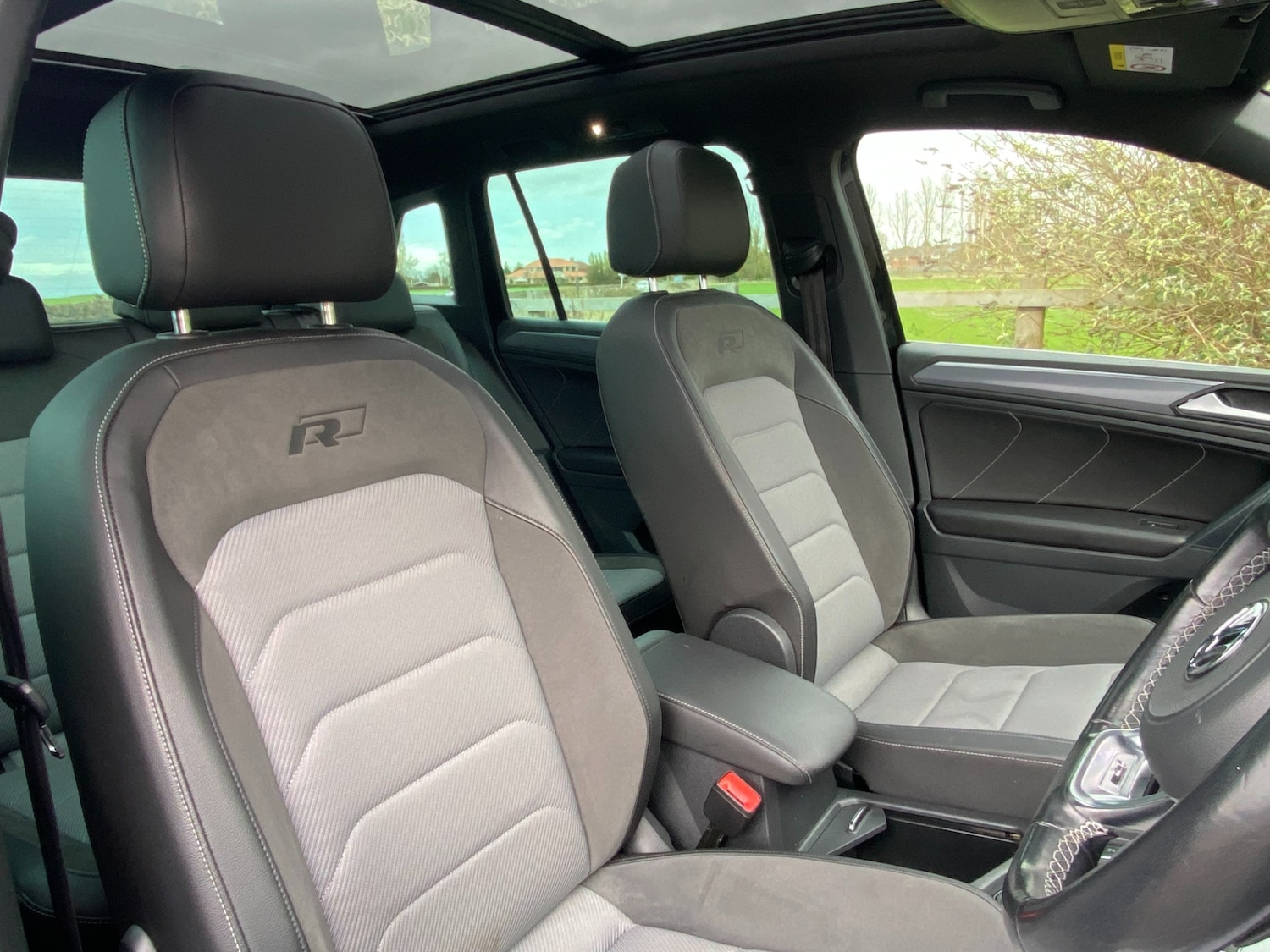 Used Volkswagen Tiguan 2020 for sale - 76470773: Photo 49