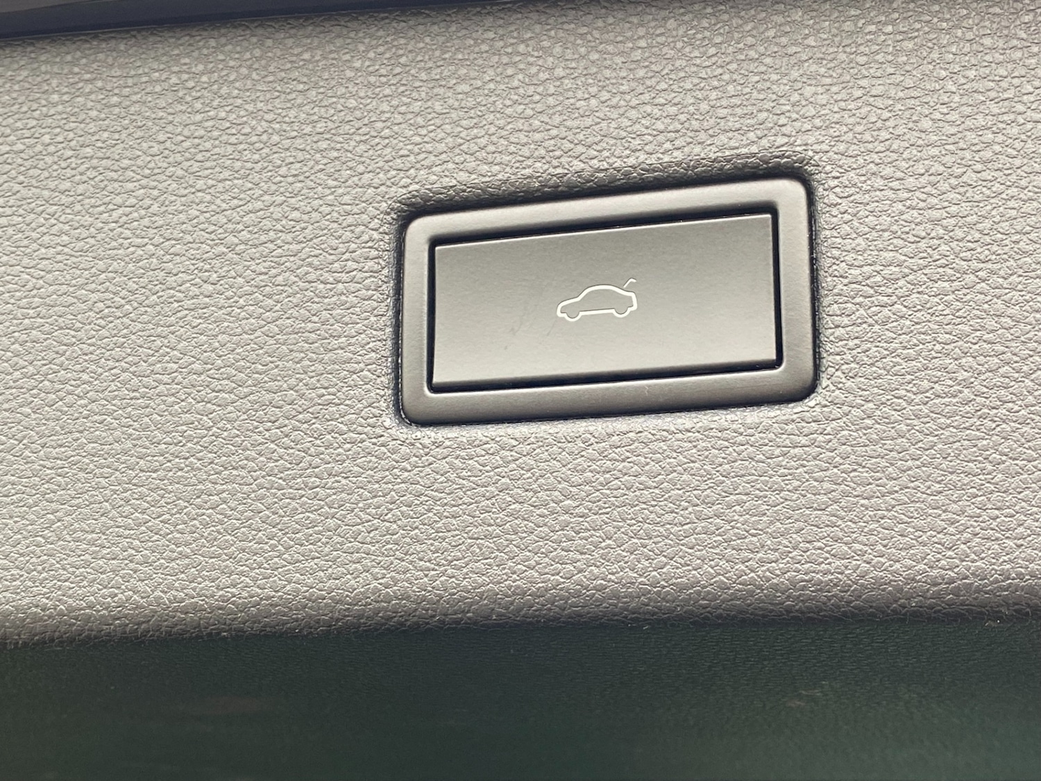 Used Volkswagen Tiguan 2020 for sale - 76470773: Photo 51