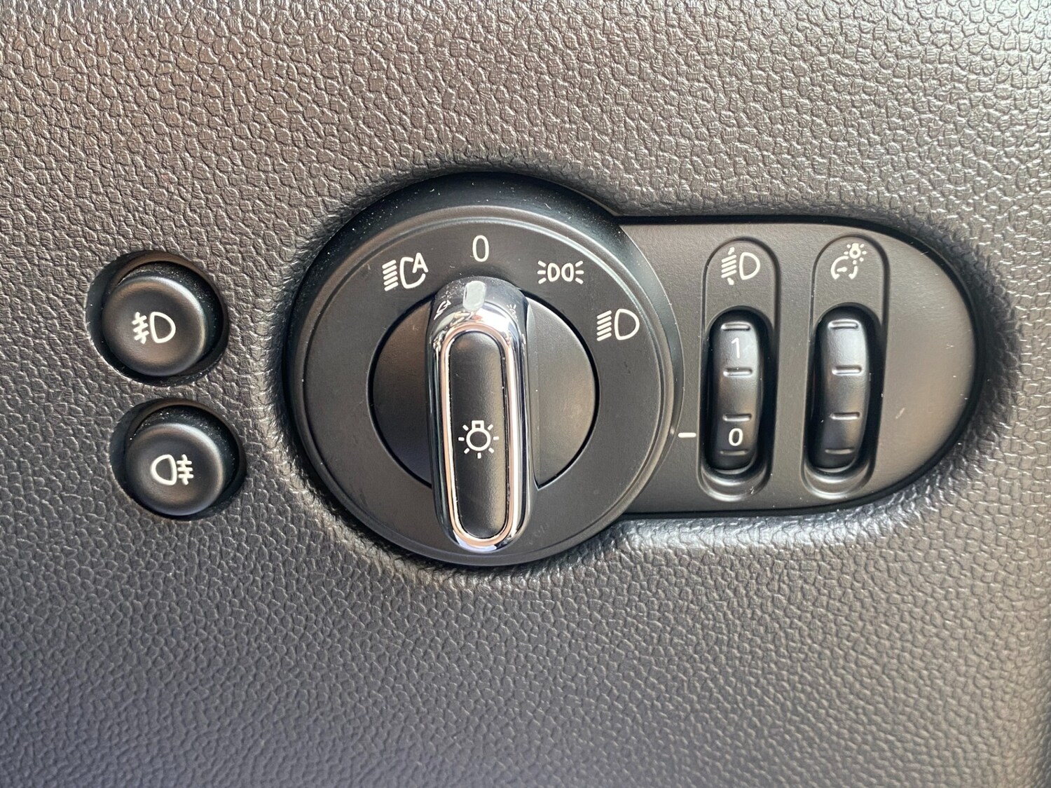 Used MINI Hatch 2019 for sale - 77969004: Photo 39