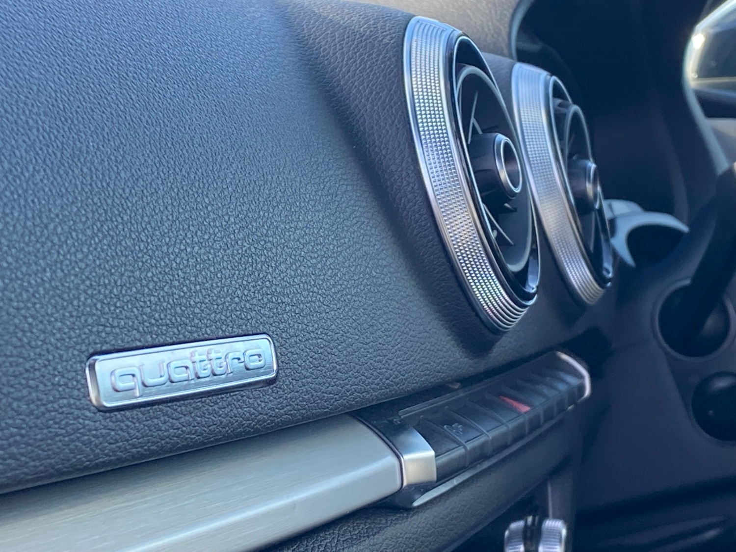 Used Audi S3 2018 for sale - 76397257: Photo 38