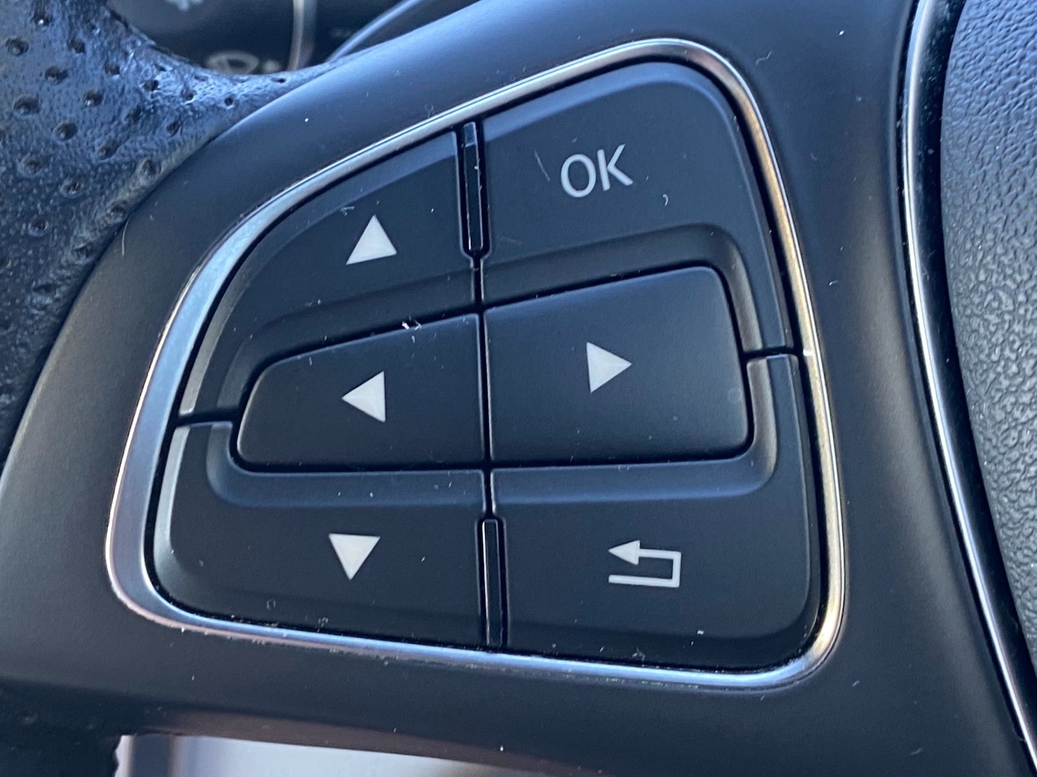 Used Mercedes-Benz GLA 2018 for sale - 78112697: Photo 32