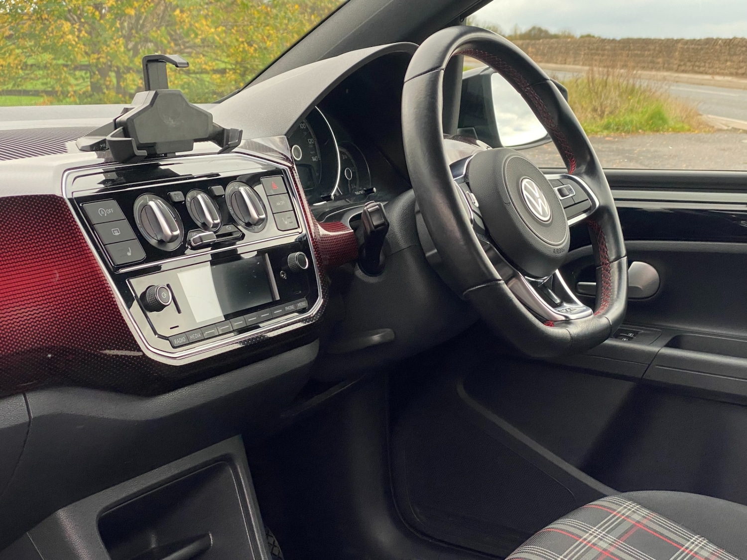 Used Volkswagen up! 2020 for sale - 76525800: Photo 18