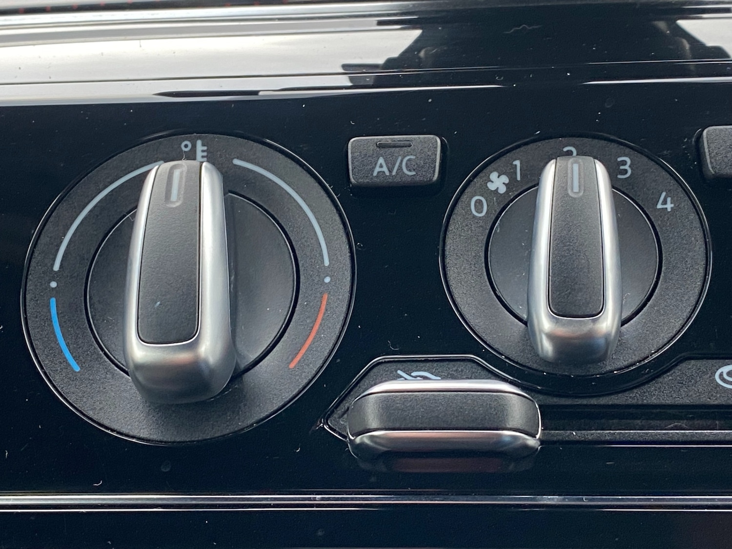 Used Volkswagen up! 2020 for sale - 76525800: Photo 23