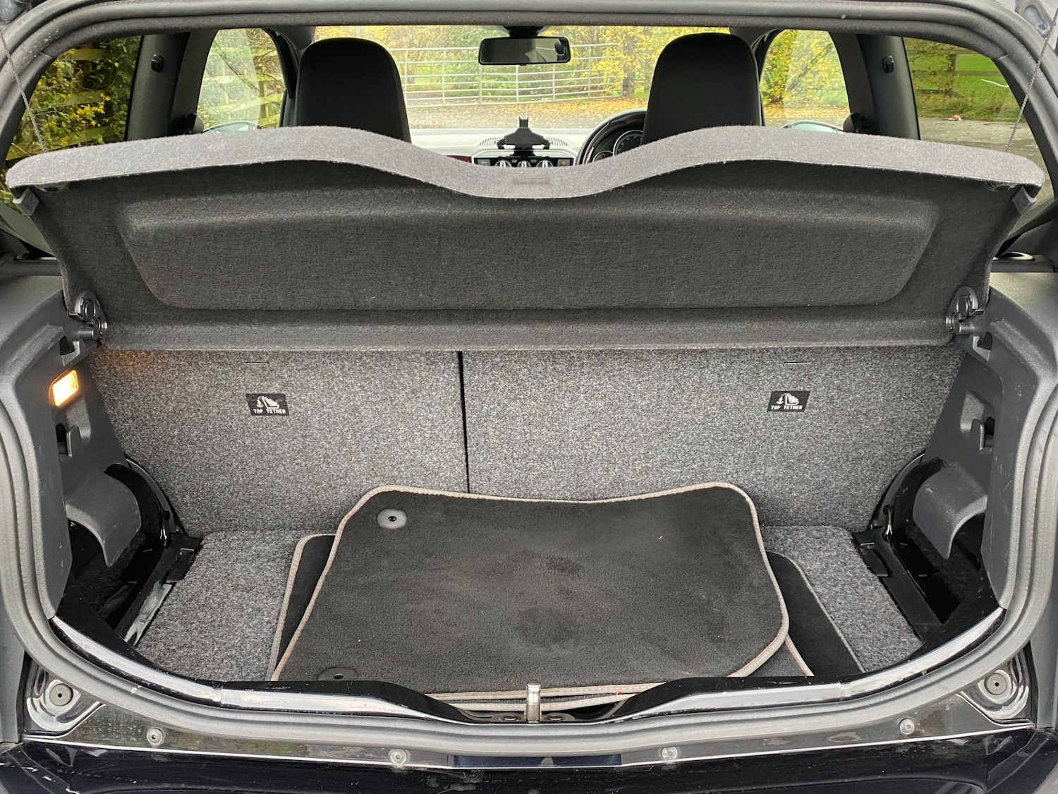 Used Volkswagen up! 2020 for sale - 76525800: Photo 35