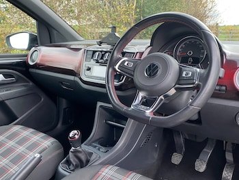 Used Volkswagen up! 2020 for sale - 76525800: Photo